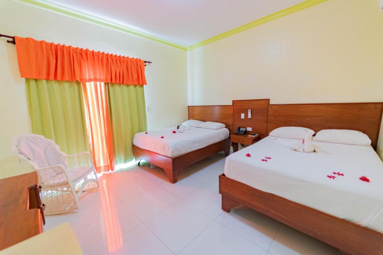 פונטה קאנה Hotel Yonu מראה חיצוני תמונה