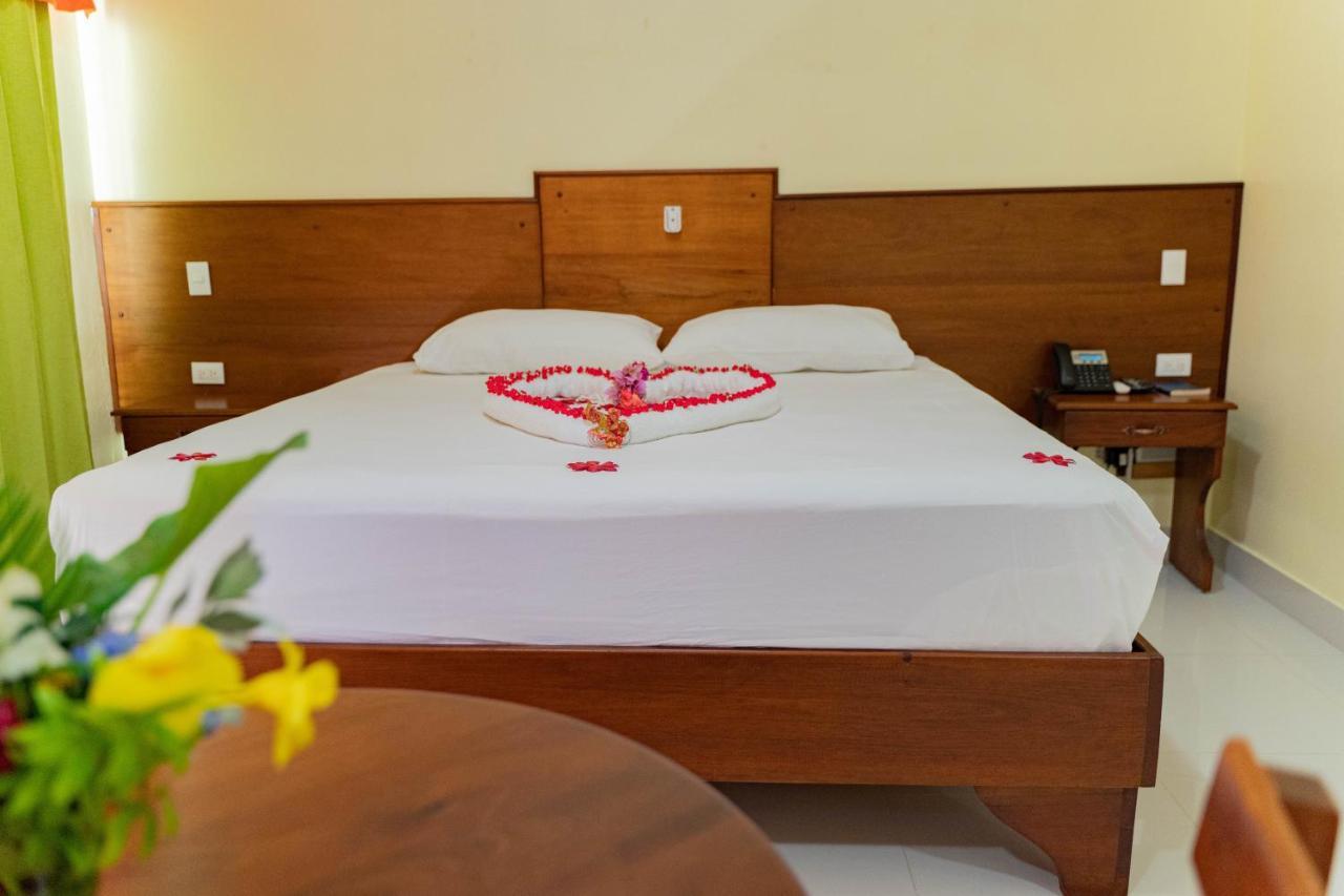 פונטה קאנה Hotel Yonu מראה חיצוני תמונה