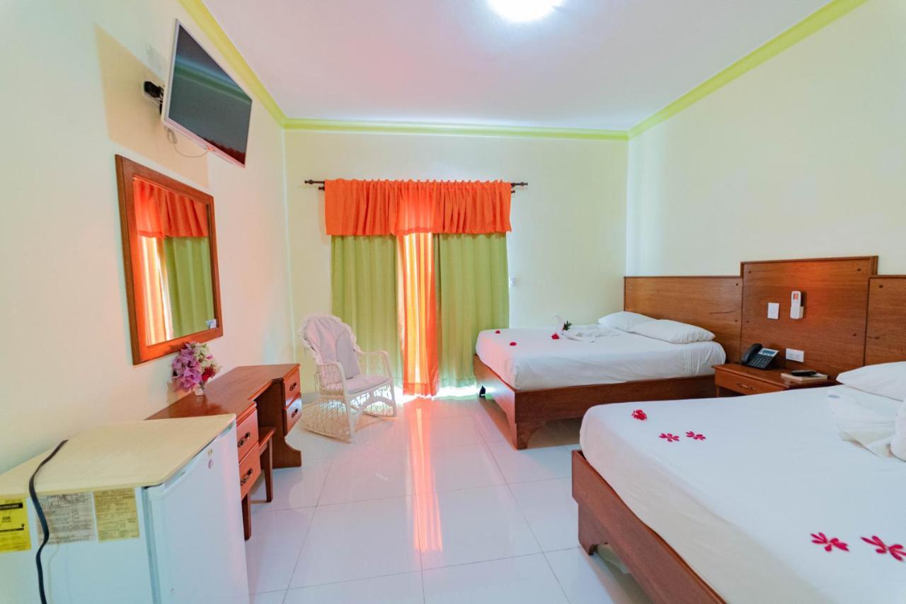 פונטה קאנה Hotel Yonu מראה חיצוני תמונה