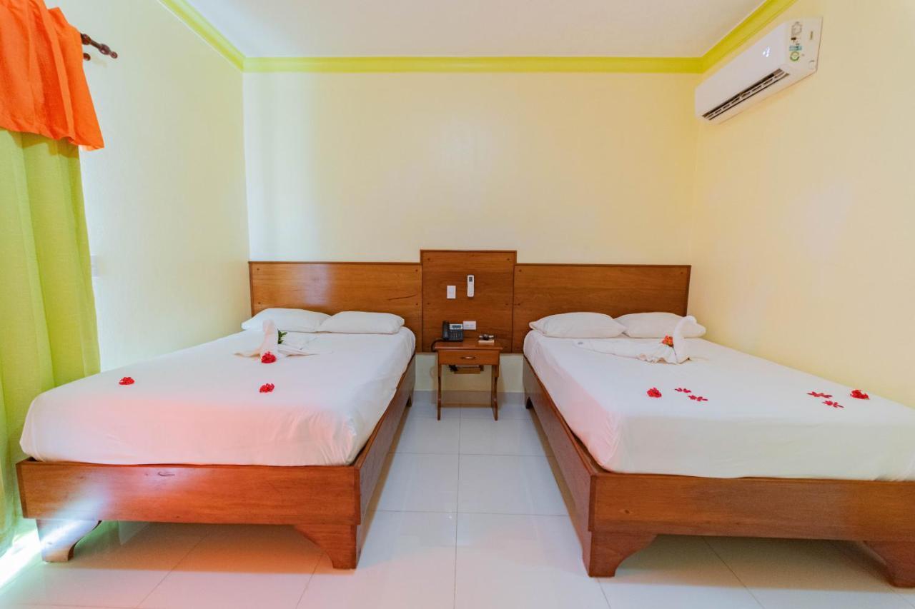 פונטה קאנה Hotel Yonu מראה חיצוני תמונה