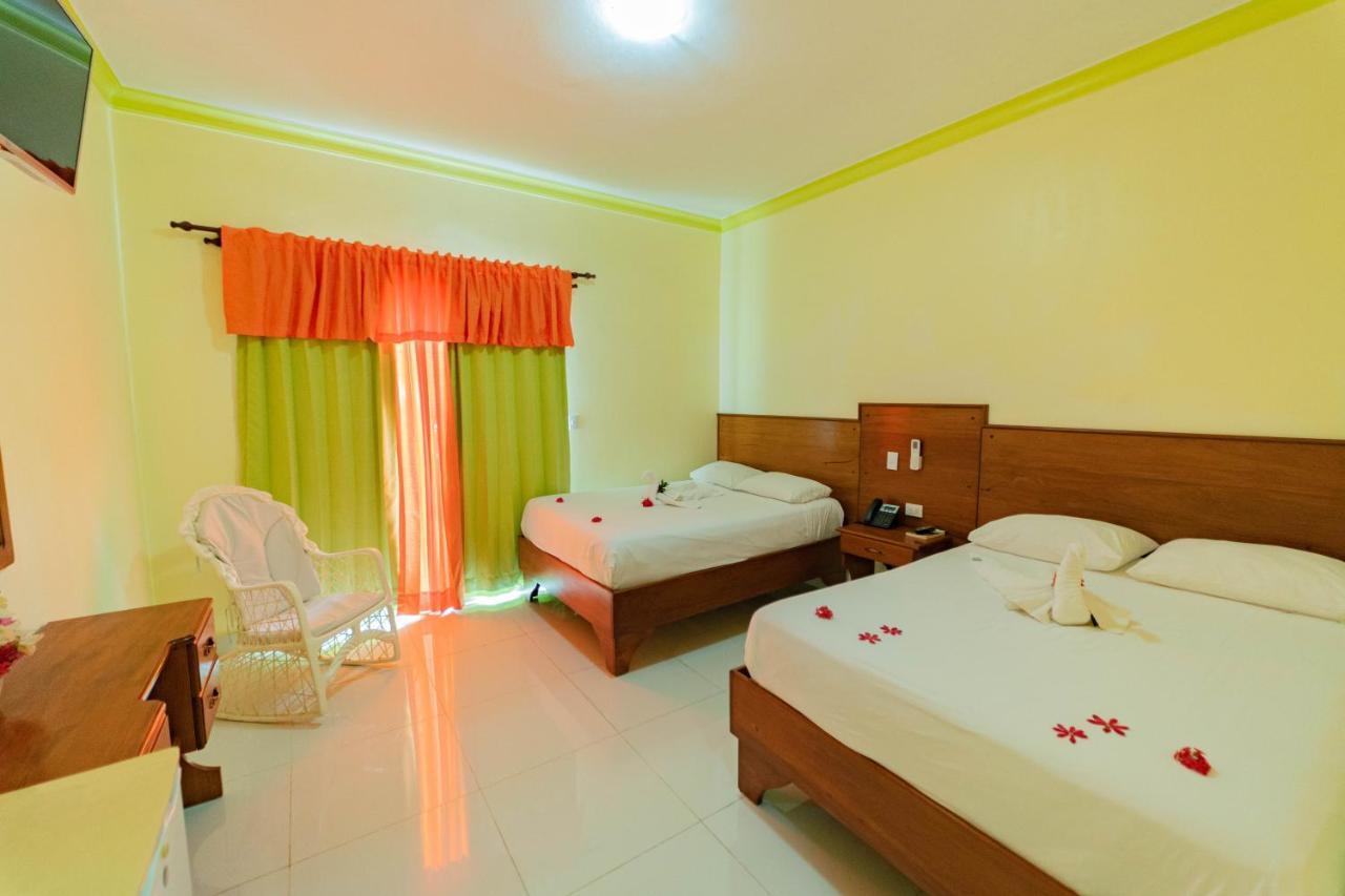 פונטה קאנה Hotel Yonu מראה חיצוני תמונה
