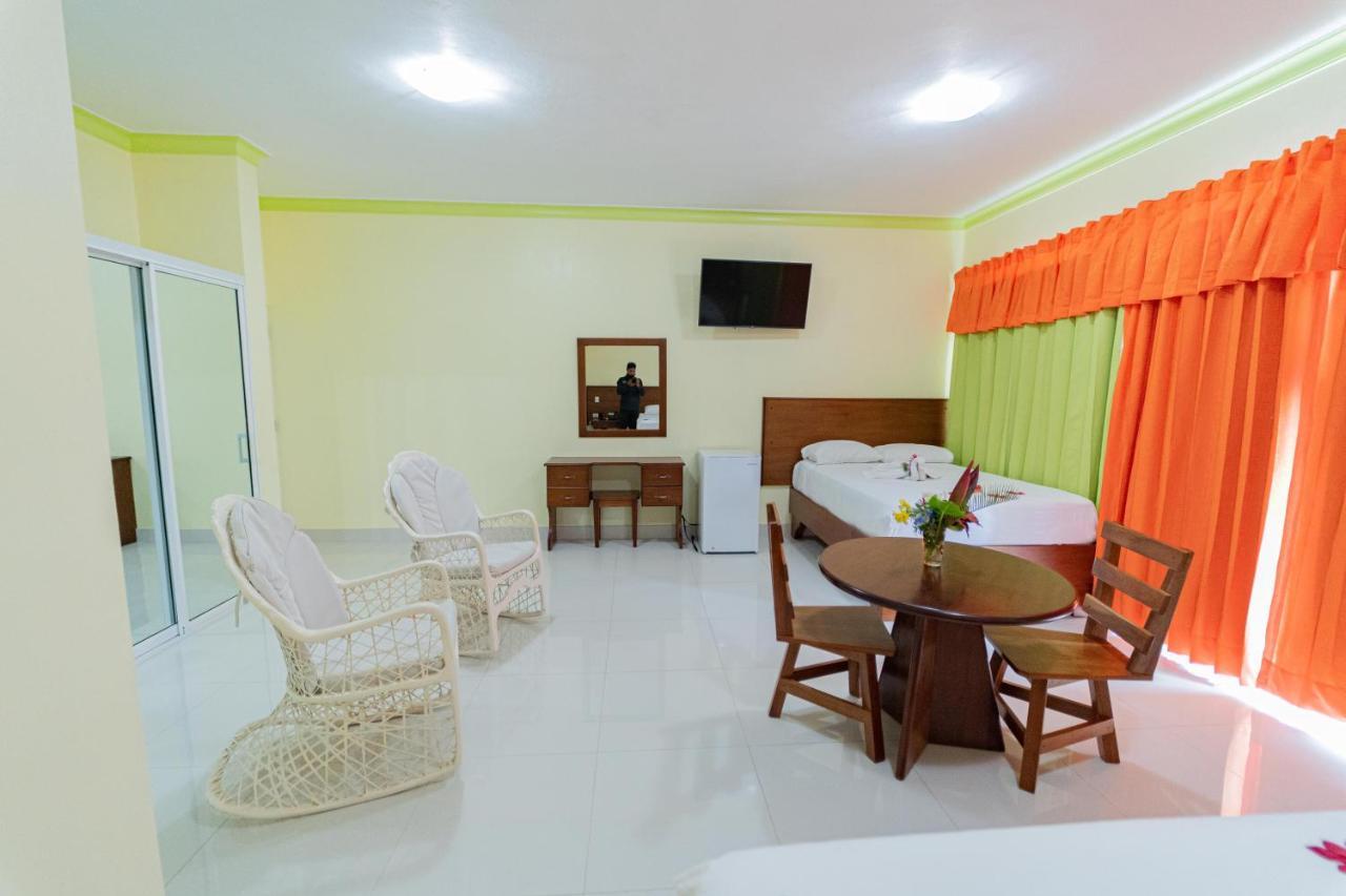 פונטה קאנה Hotel Yonu מראה חיצוני תמונה