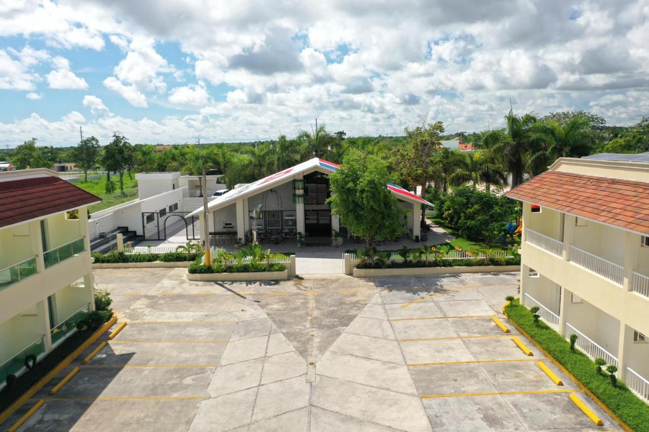 פונטה קאנה Hotel Yonu מראה חיצוני תמונה
